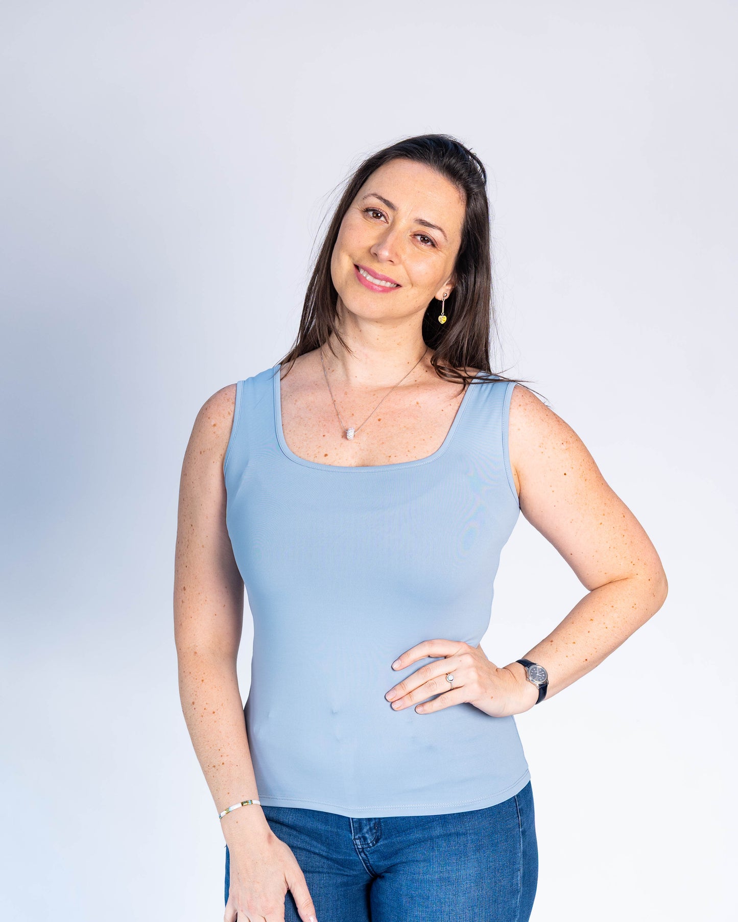 Polera Básica Musculosa Roberta Celeste