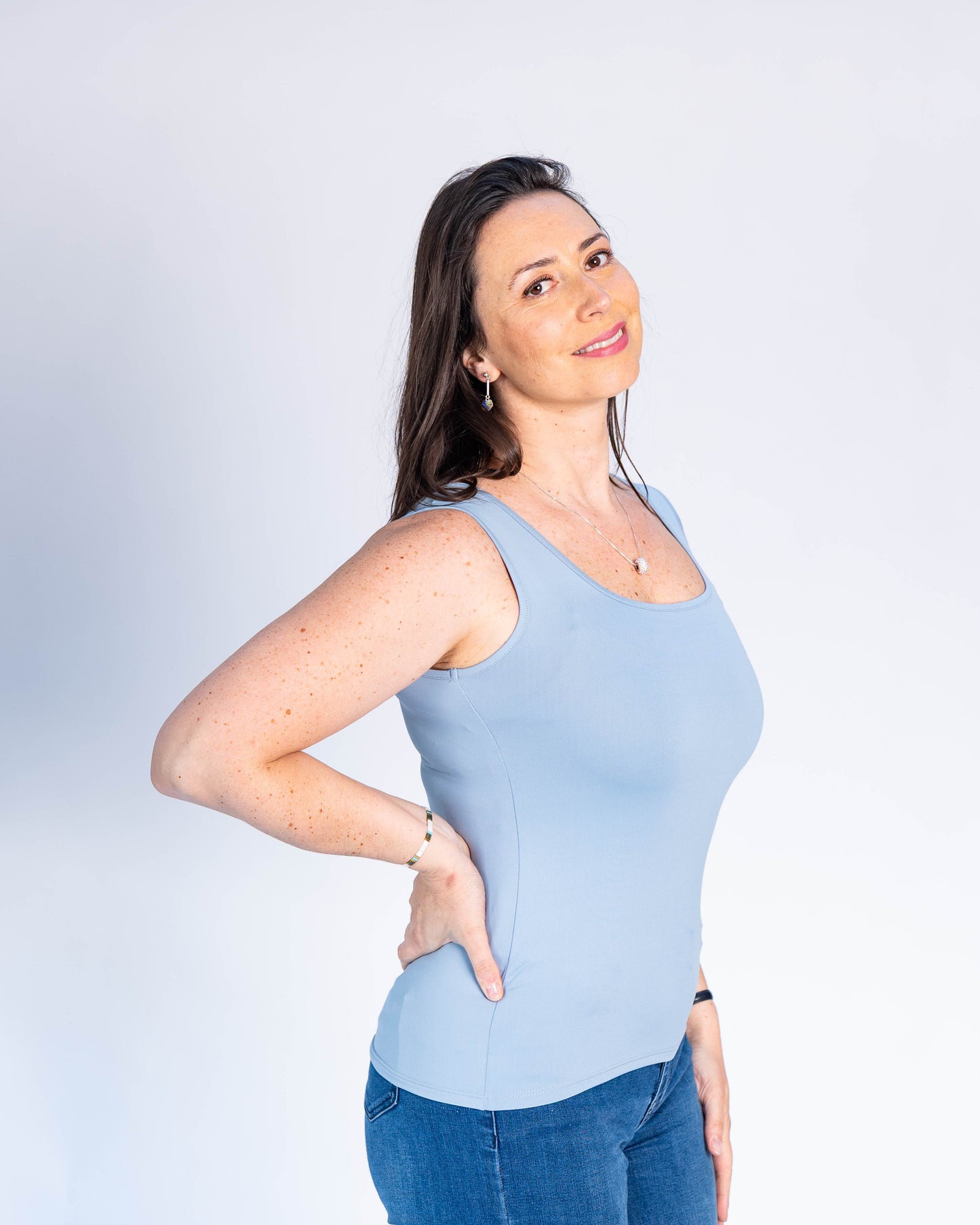 Polera Básica Musculosa Roberta Celeste