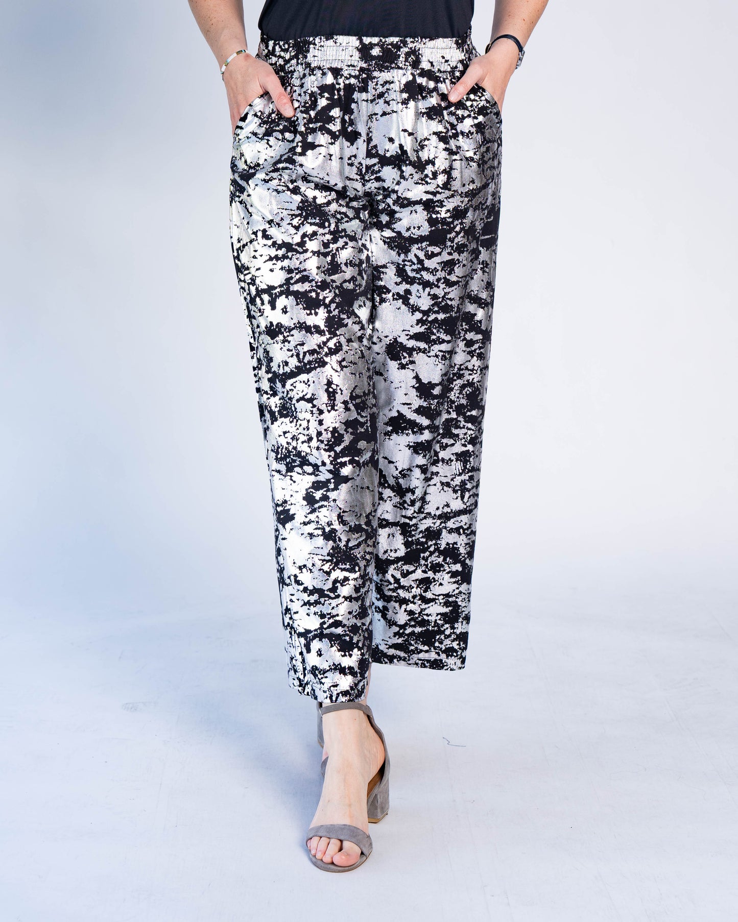 Pantalón Estampado Plateado Negro