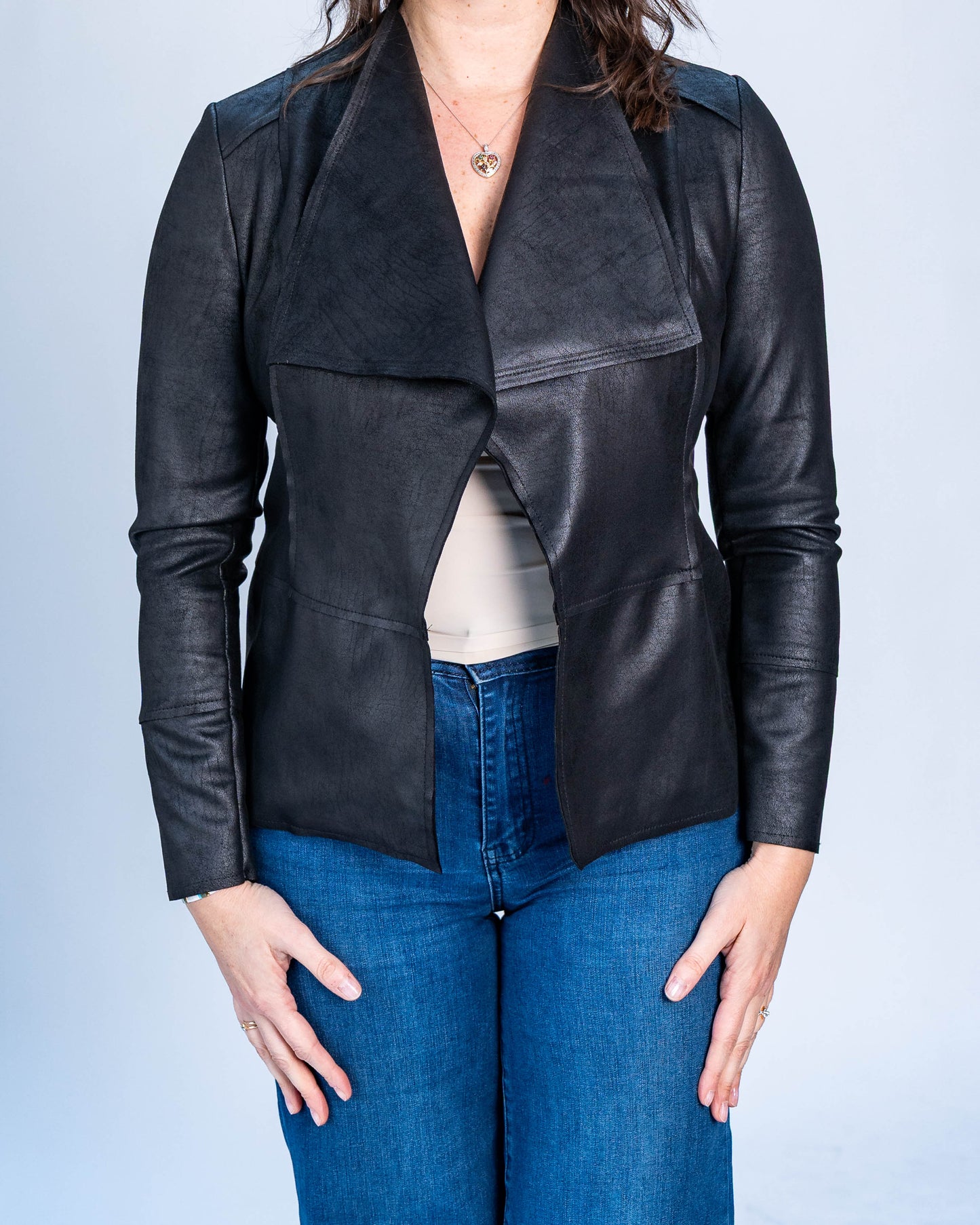Chaqueta Sin Botones Negra