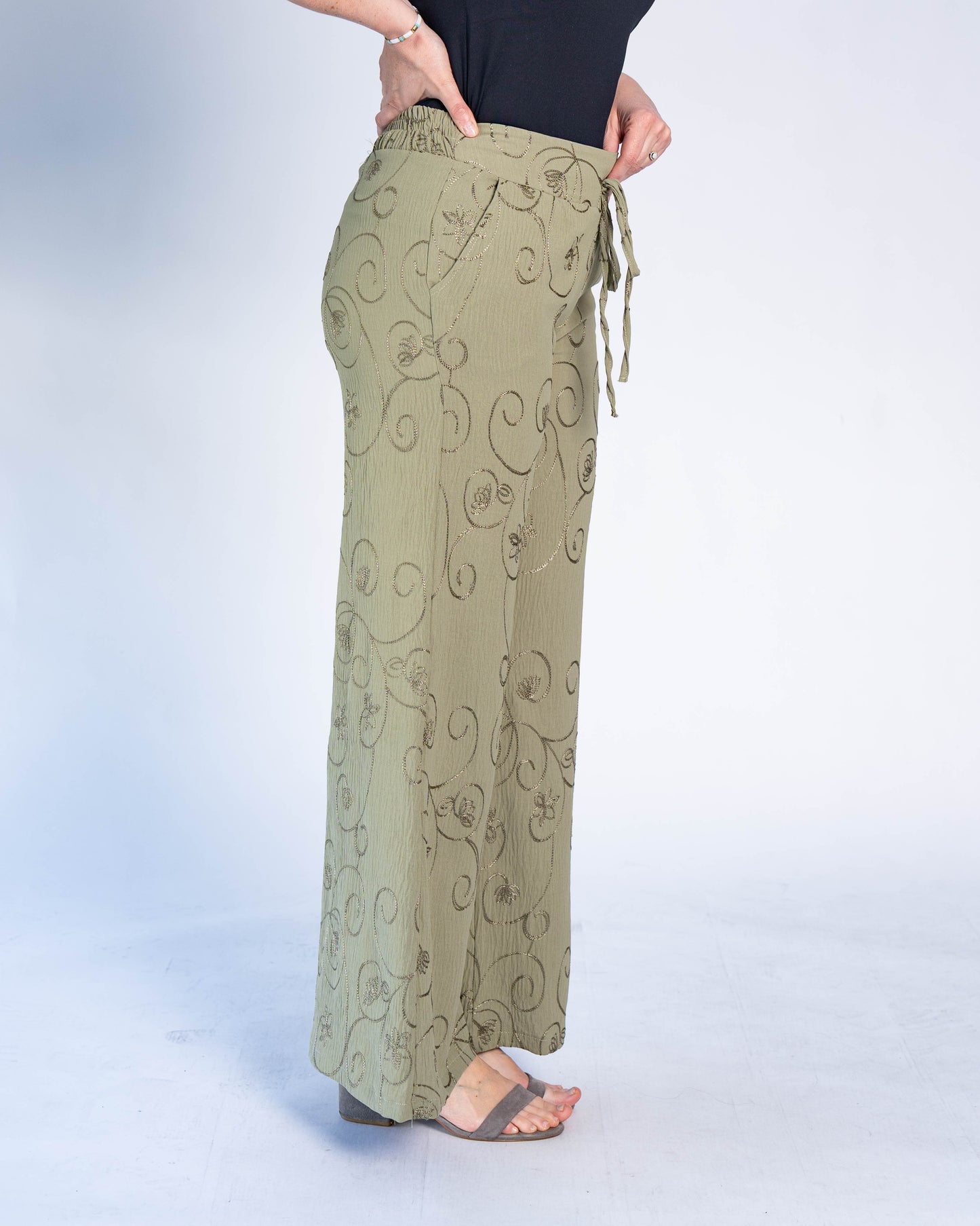 Pantalón Bordado Olivia Verde