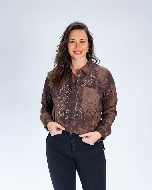 Blusa Flores Dorada Chcocolate