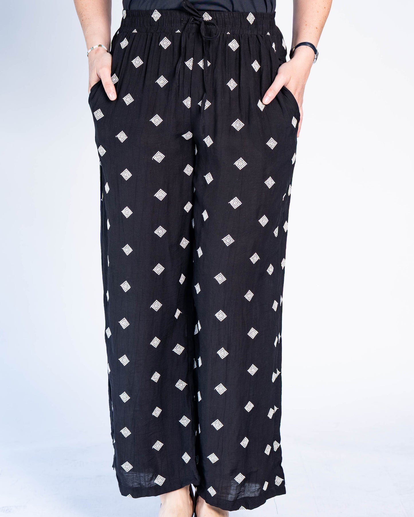 Pantalón Florencia Triángulos Negro