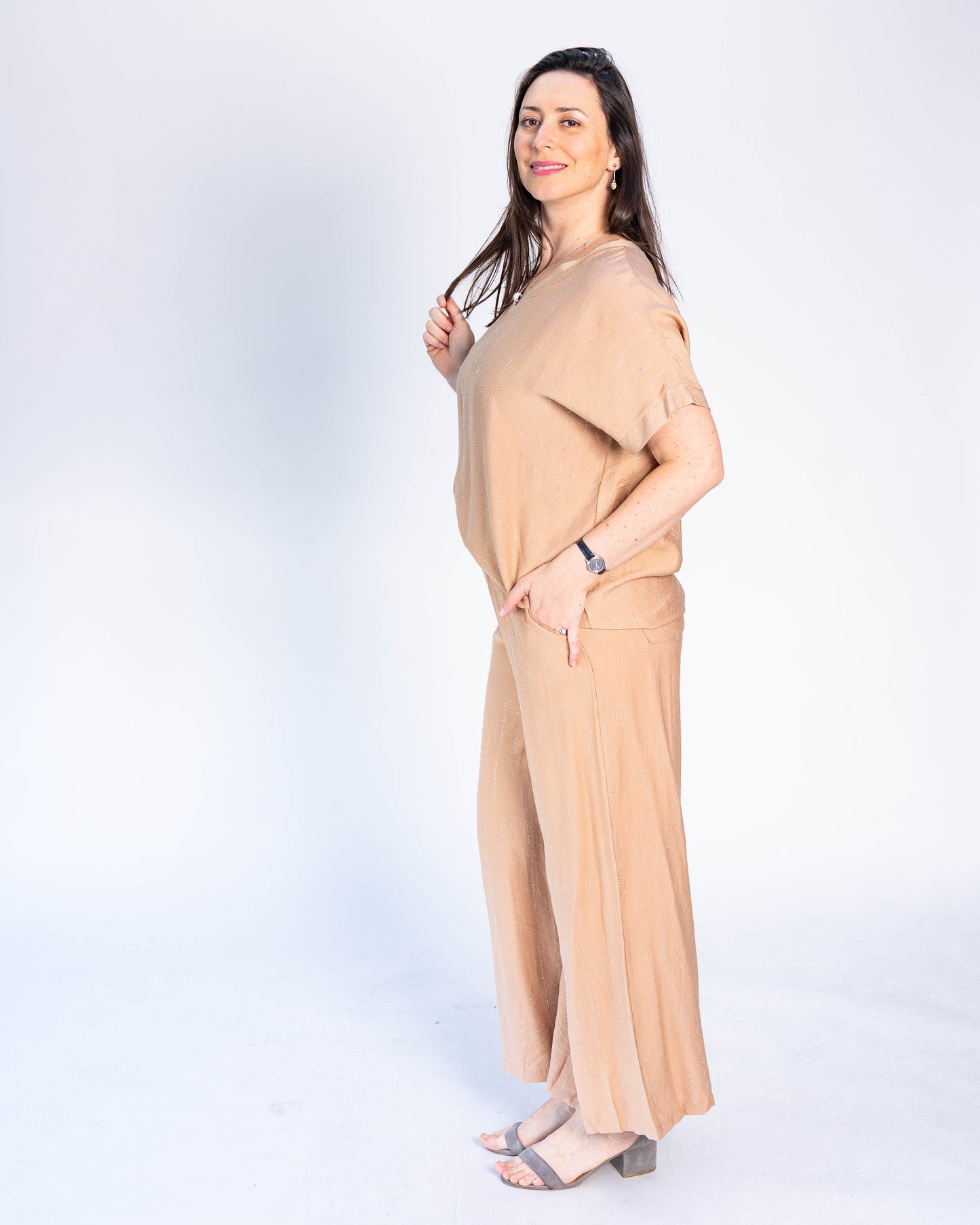 Polera Conjunto Brillos Sara Beige