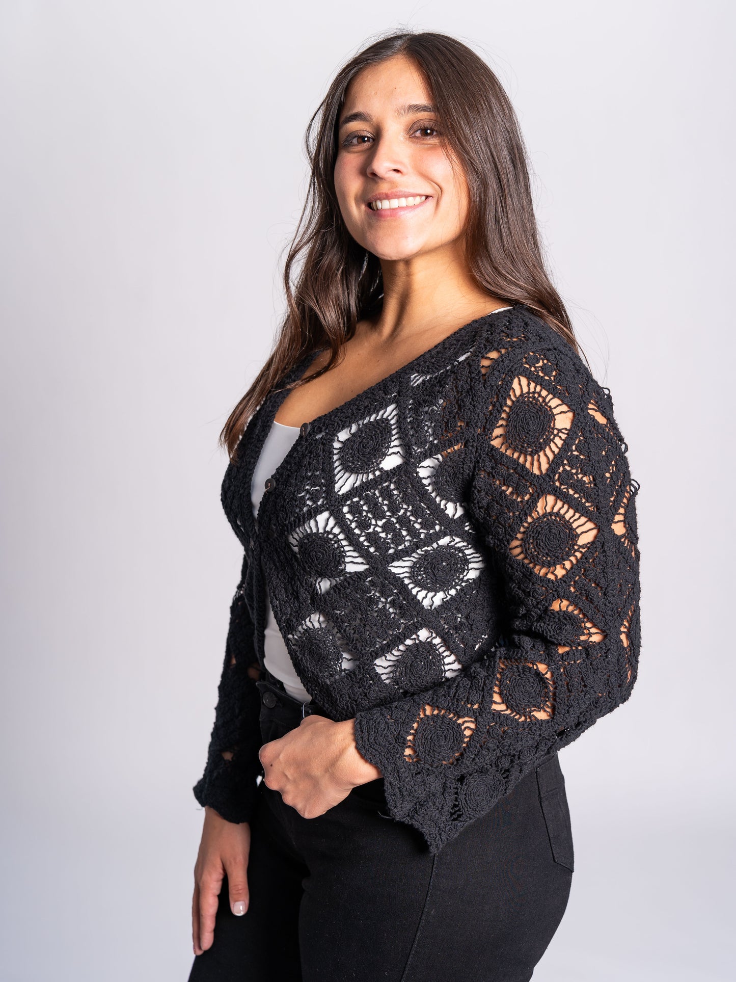 CHALECO CROP HILO NEGRO