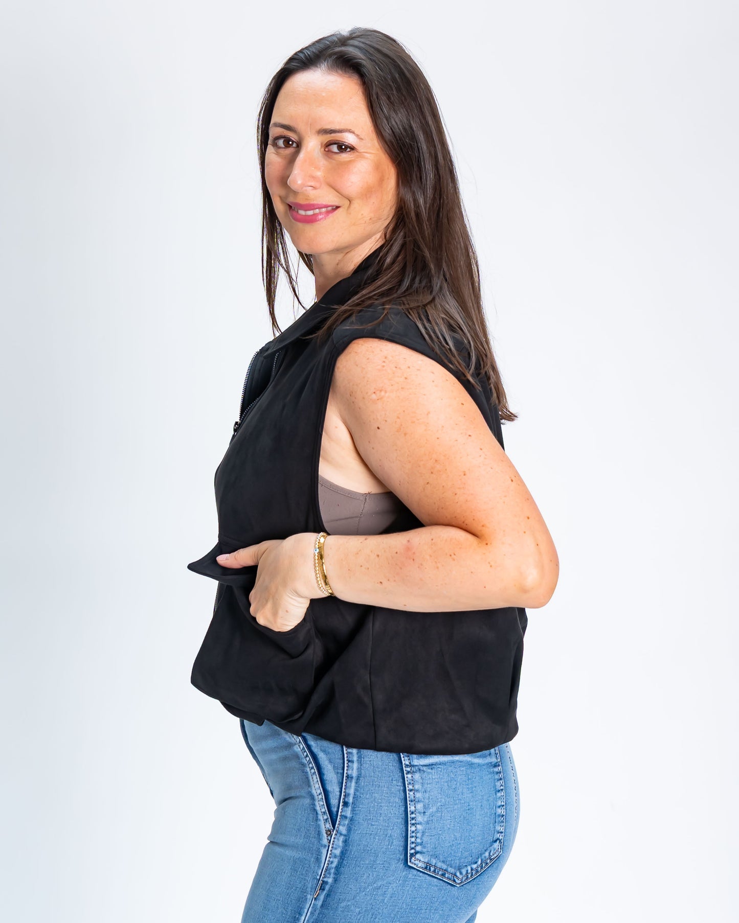 Chaqueta Símil Gamuza Sin Mangas Negro