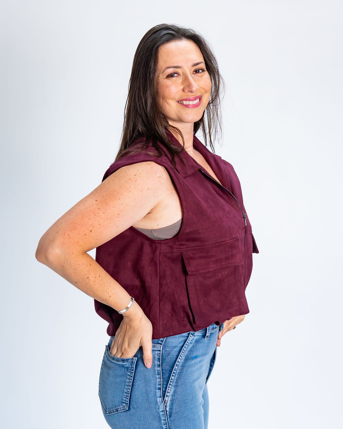 Chaqueta Símil Gamuza Sin Mangas Borgoña