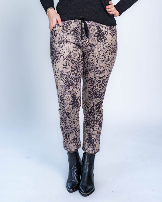 Jogger Gamuza Flores Gris