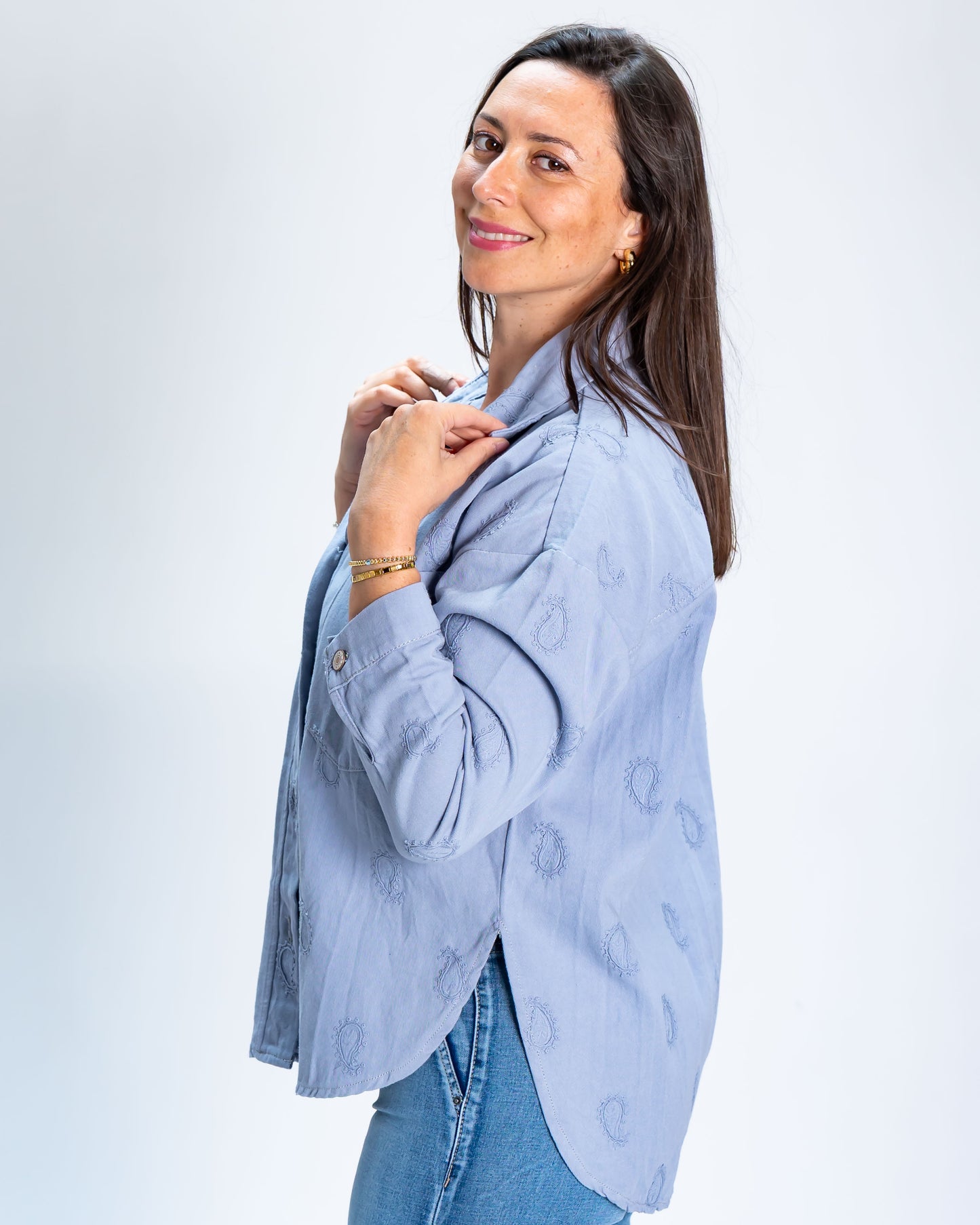 Chaqueta Luz Bordada Celeste