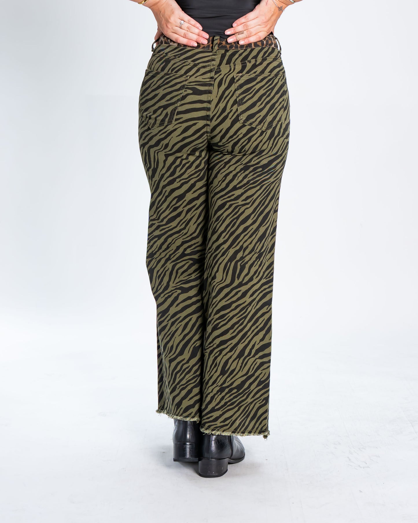 Jeans Cebra Verde