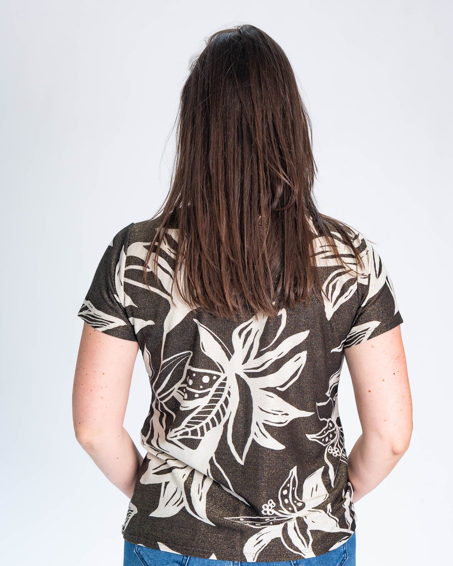 Polera BR Lurex Flores Negro Dorado