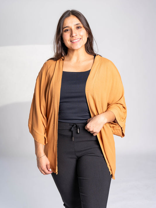 TAPADO KIMONO CORTO