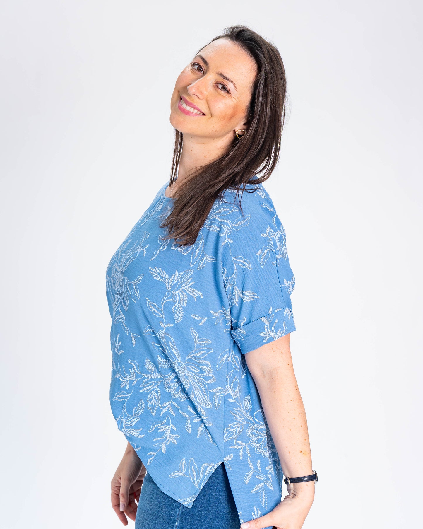 Blusa Iris Flores Celeste