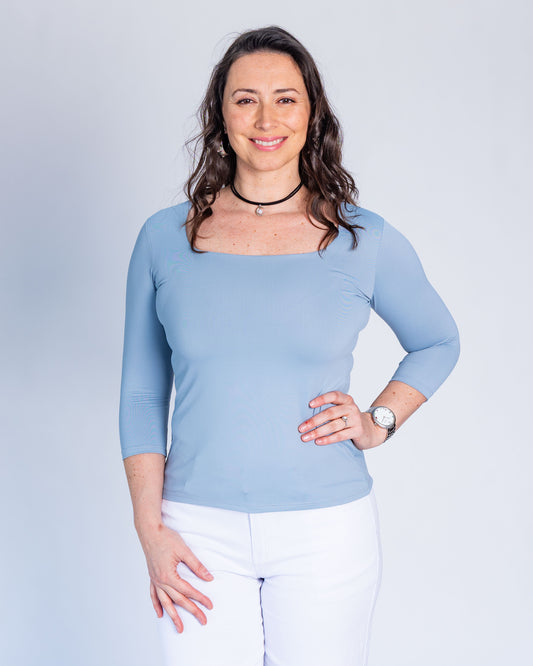 Polera Básica Carolina Celeste