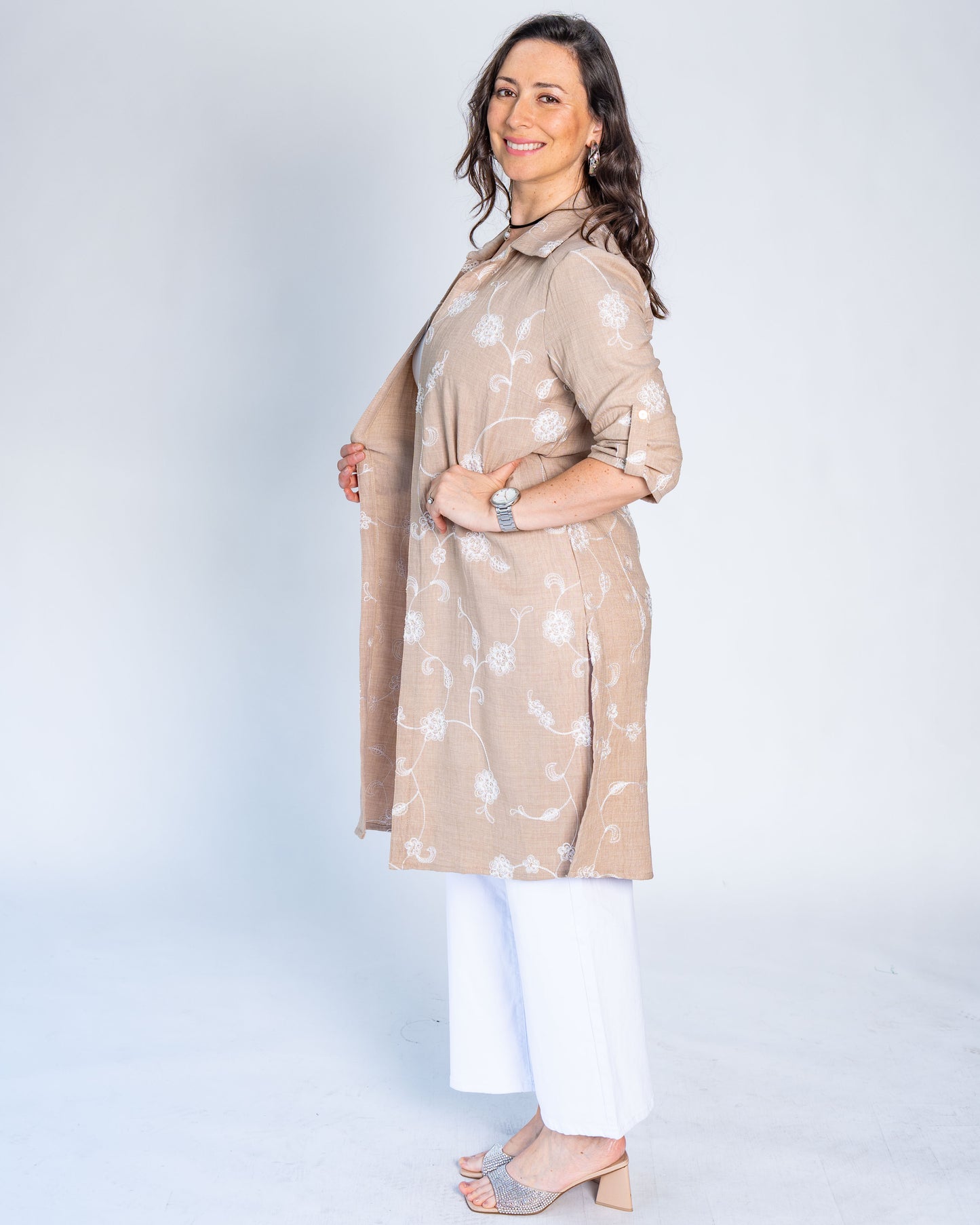 Blusón Mariana Flores Beige