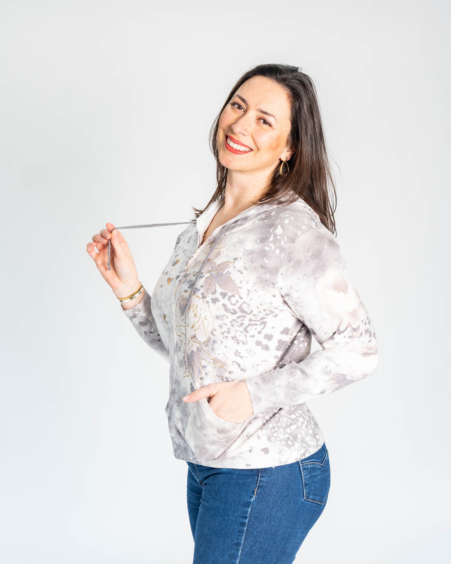 SWEATER CON CIERRE ROSAS BEIGE