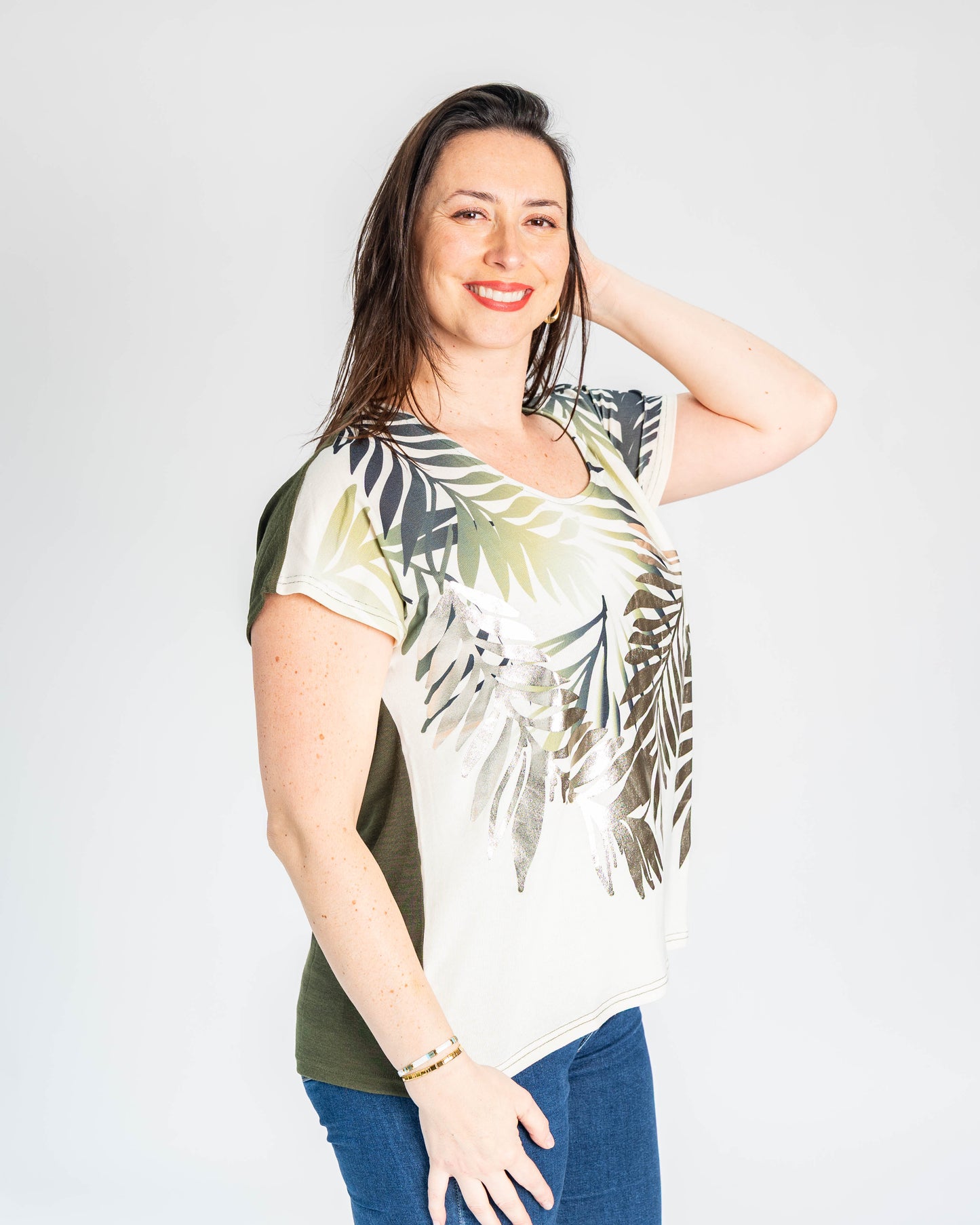 POLERA HOJAS PLATEADA-DORADA VERDE