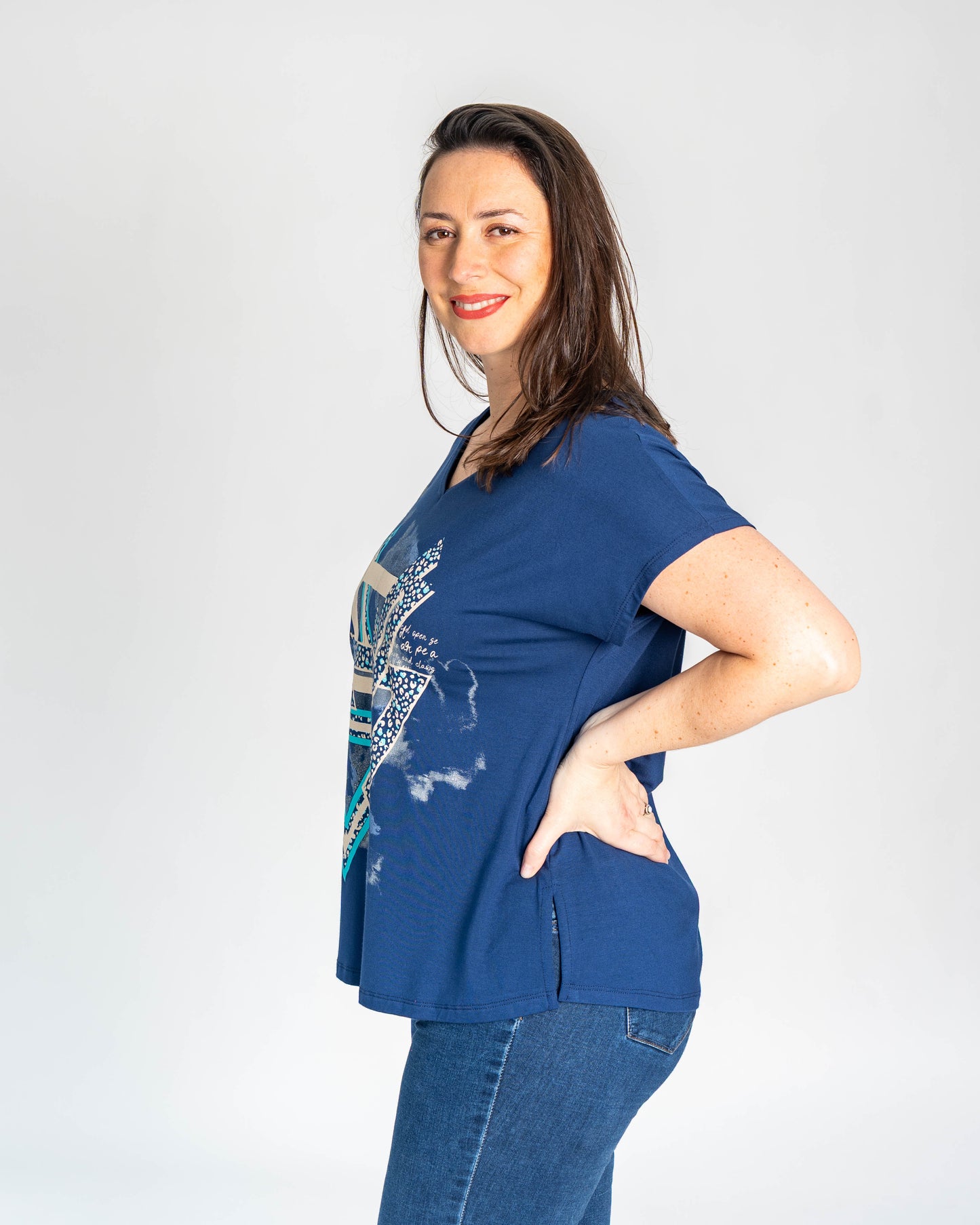 POLERA TRIANGULOS AZUL