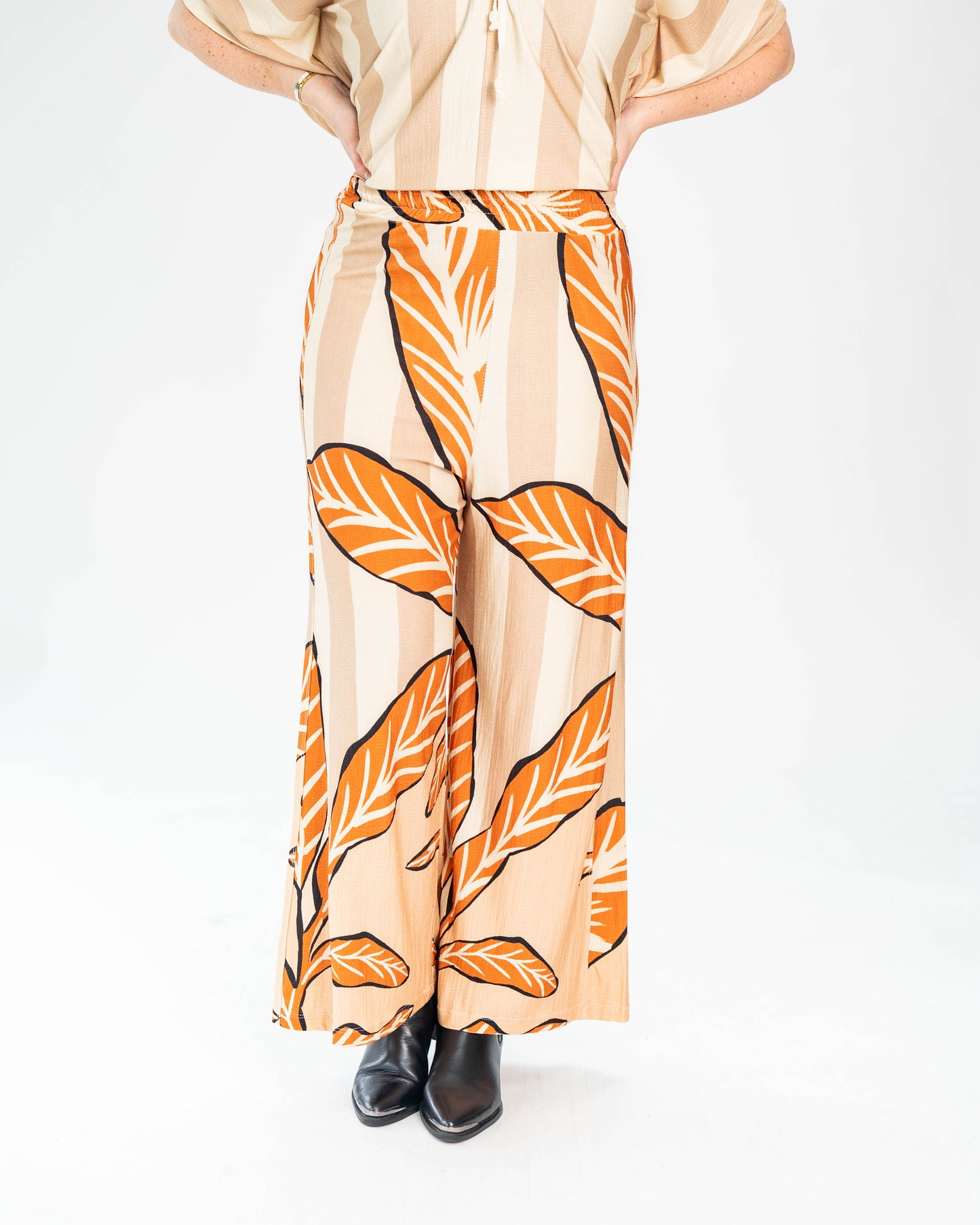 CONJUNTO AYLIN BRASIL BEIGE/NARANJO