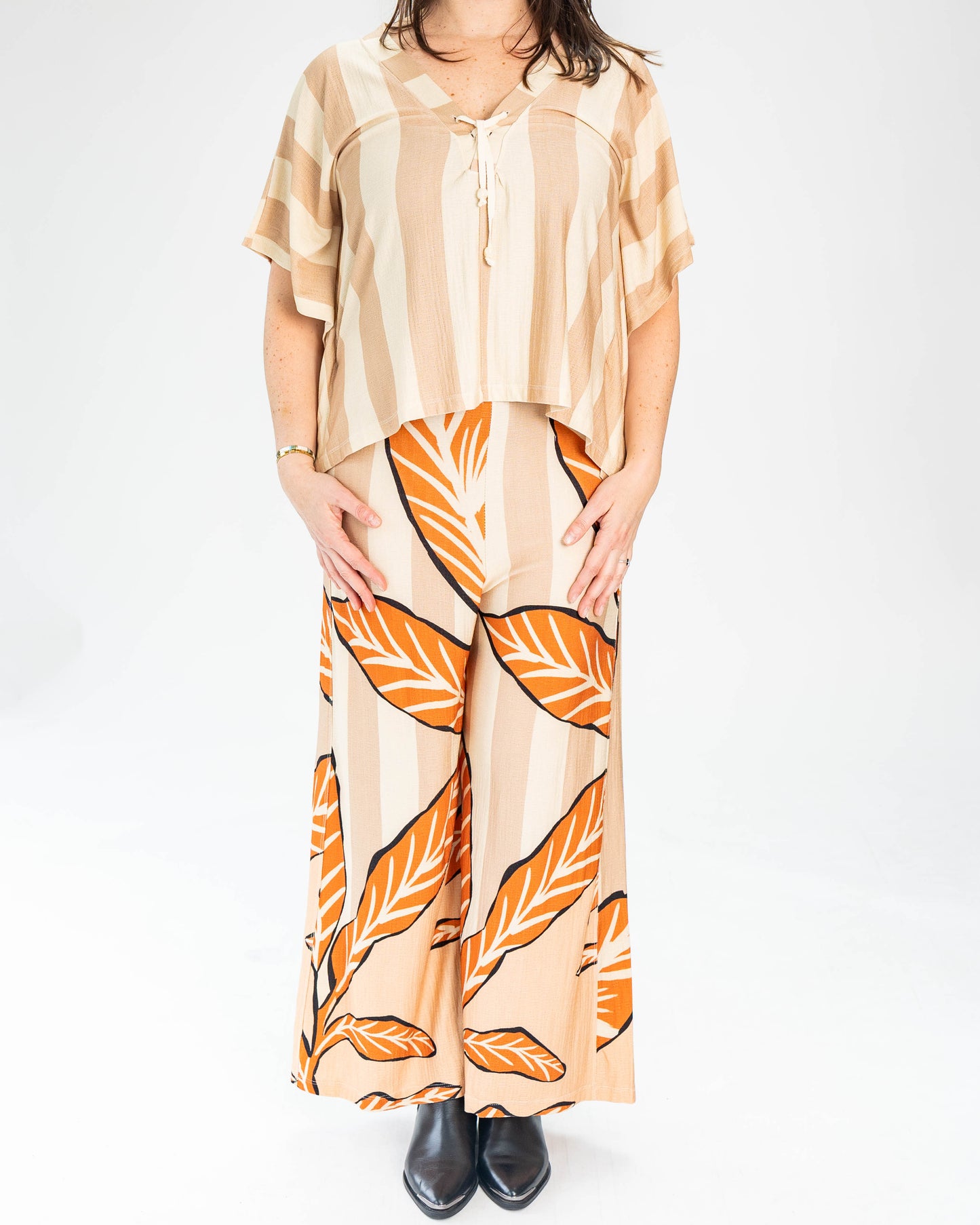CONJUNTO AYLIN BRASIL BEIGE/NARANJO