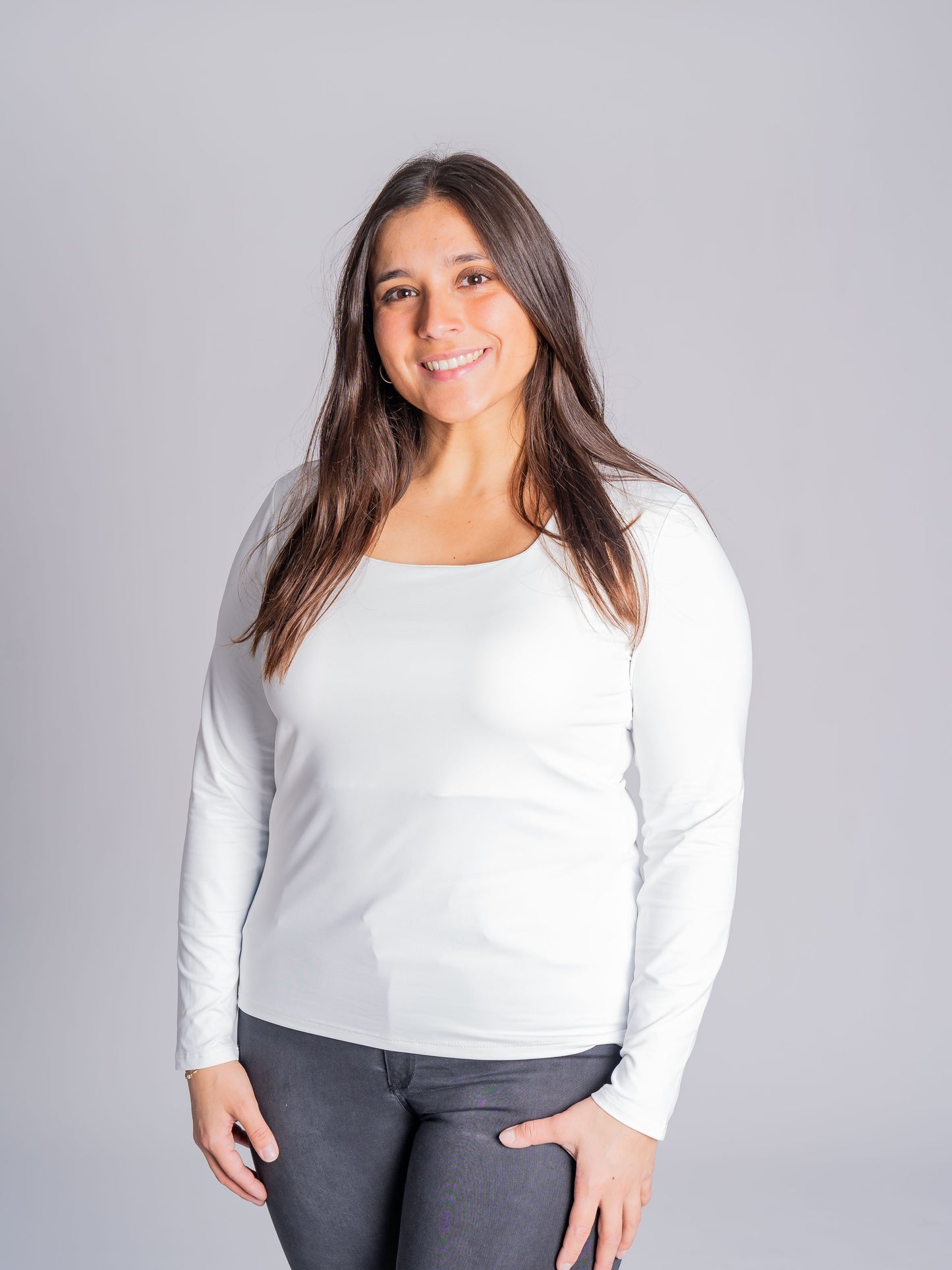POLERA BASICA MANGA LARGA LORENA BLANCA