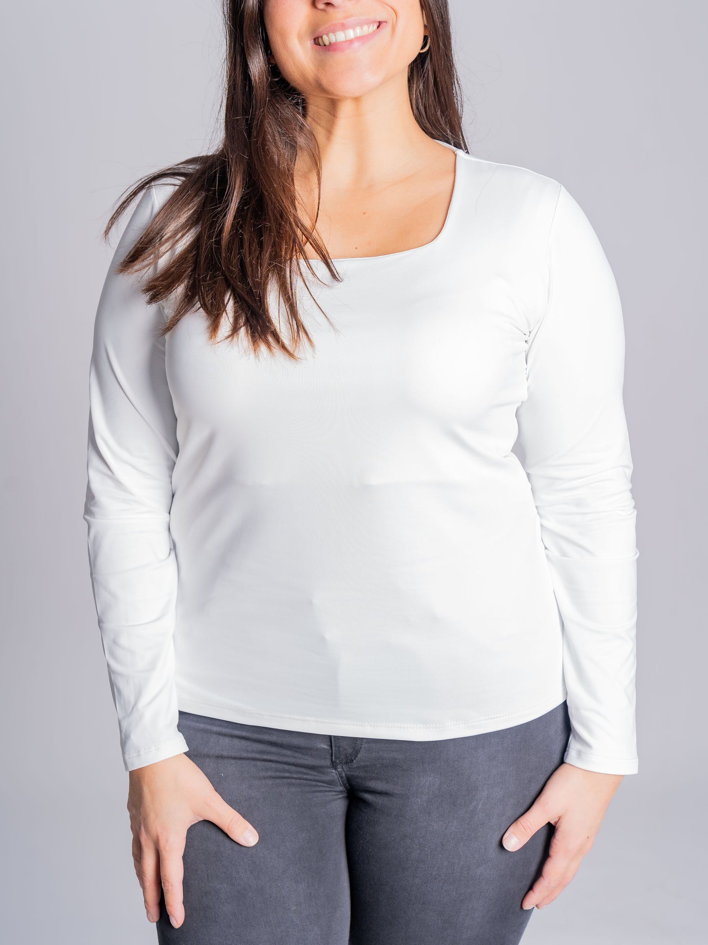 POLERA BASICA MANGA LARGA LORENA BLANCA