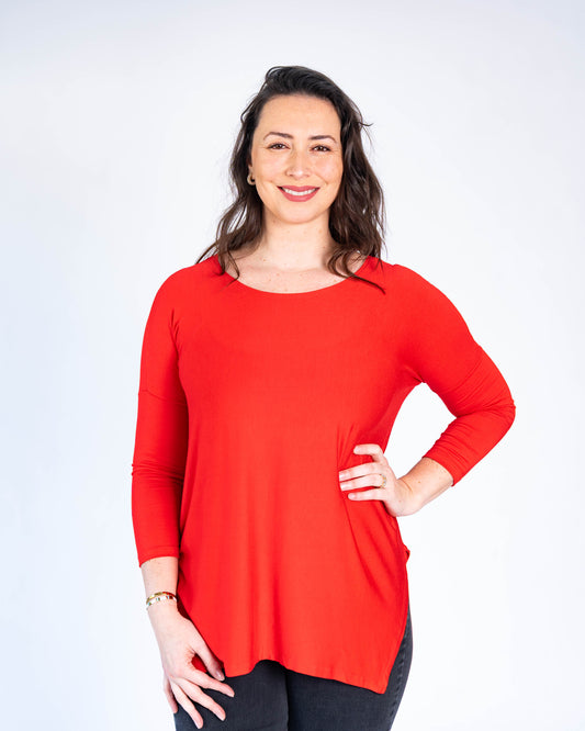 Polera básica cony rojo