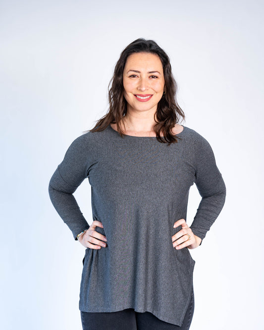 Polera básica cony gris