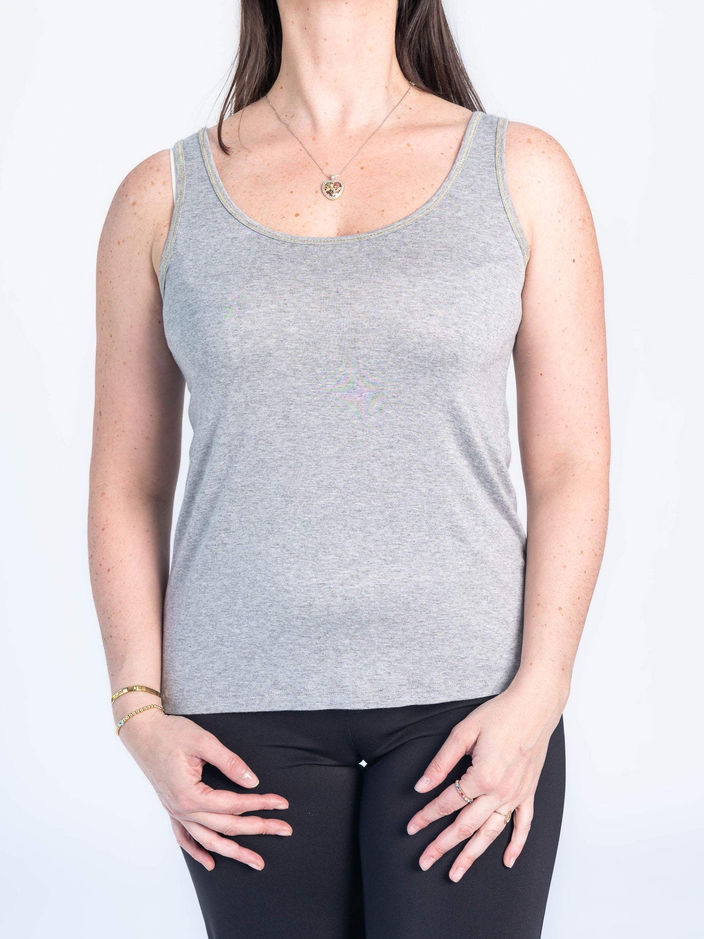 POLERA MUSCULOSA GRIS