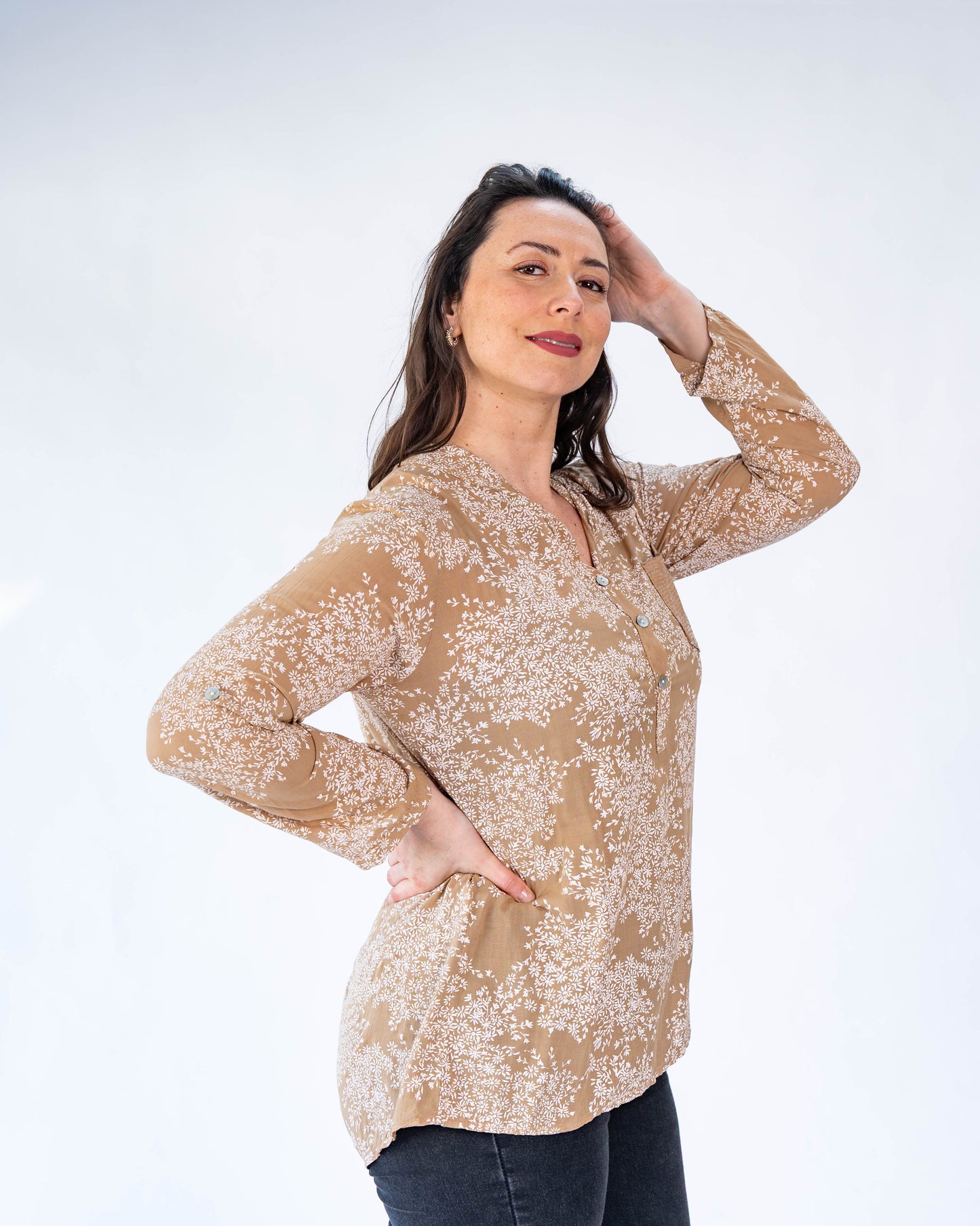 Blusa Flores Tere Beige