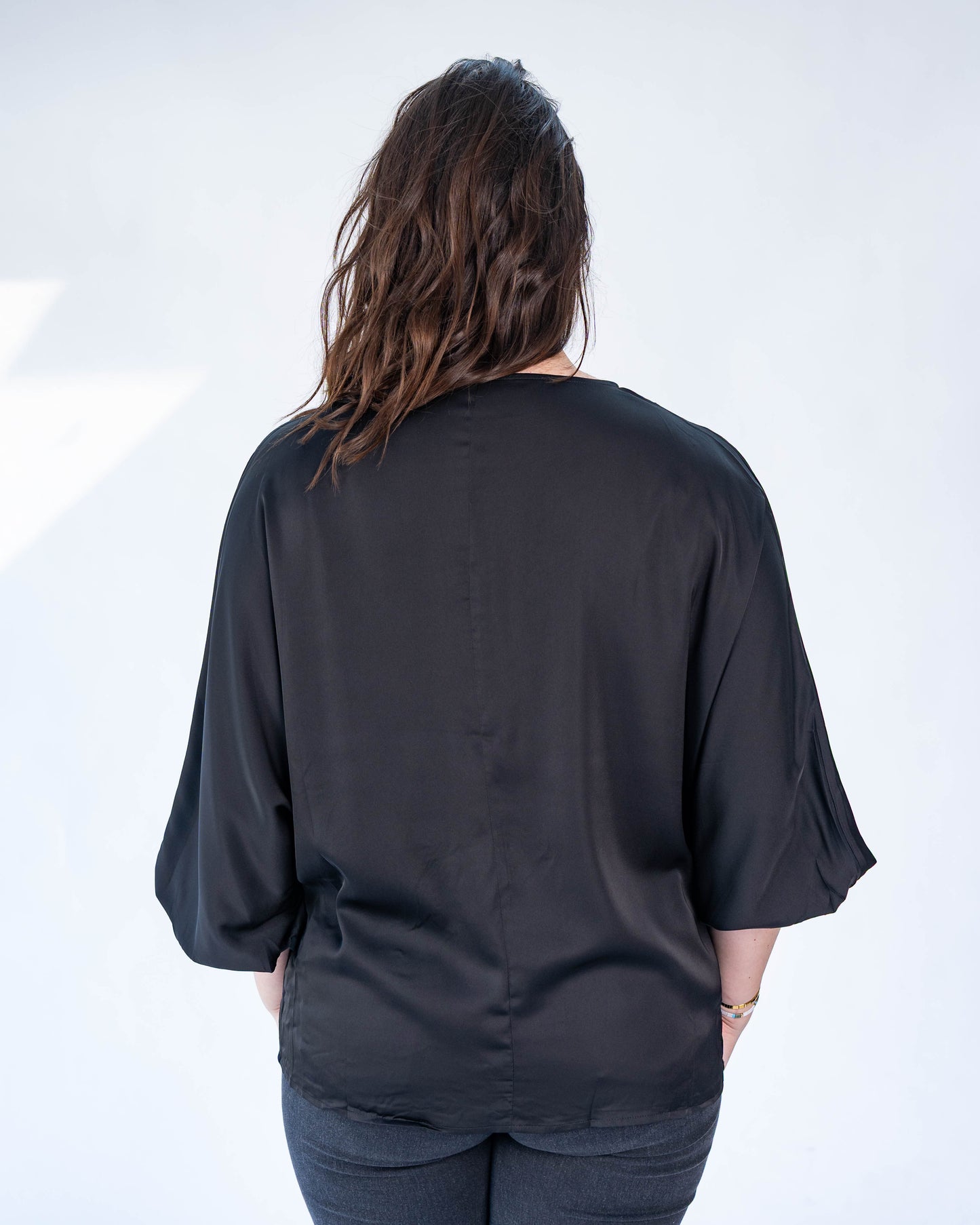 Blusa Magda Satinada Negro