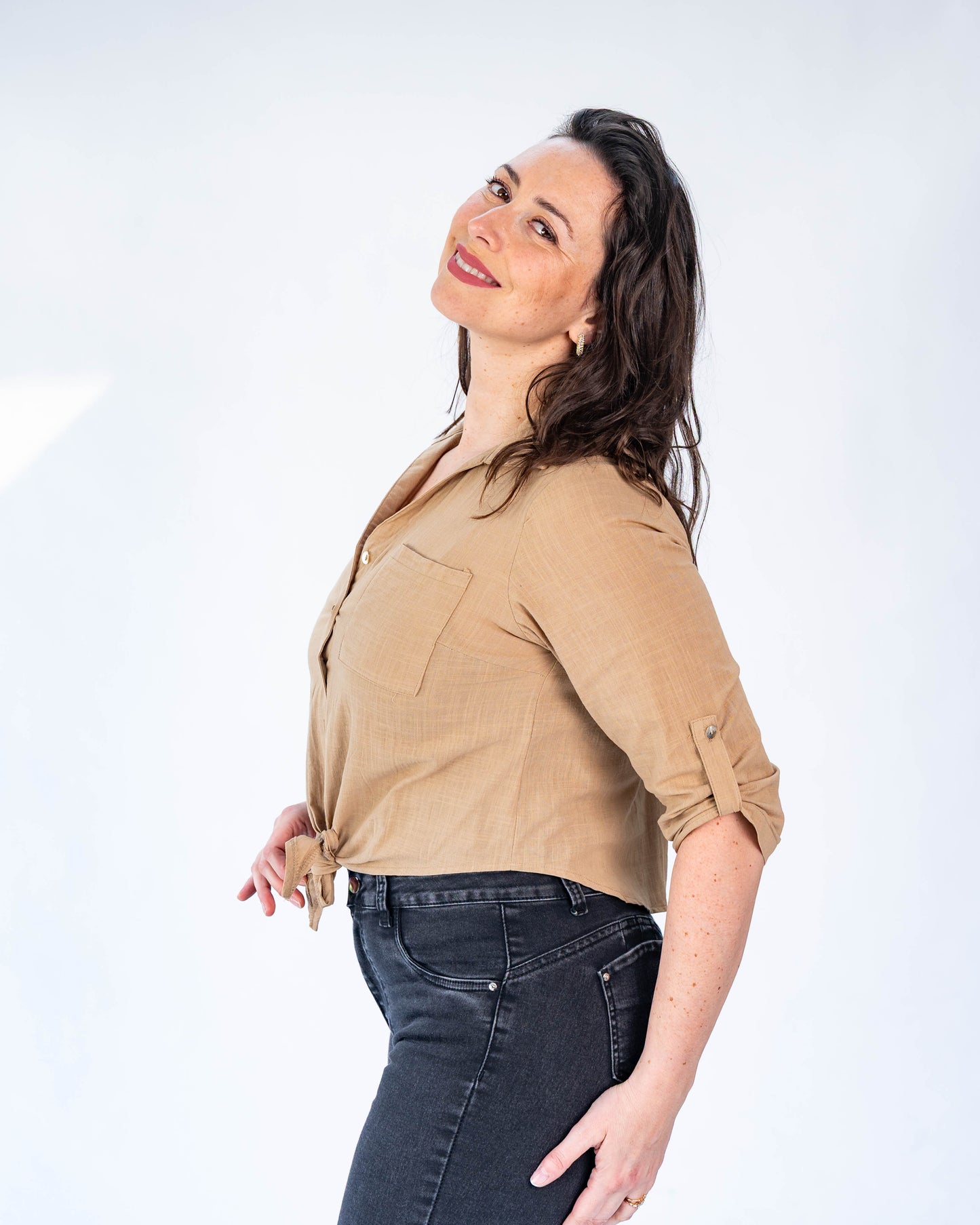 Blusa Elena Lino con Amarre Café