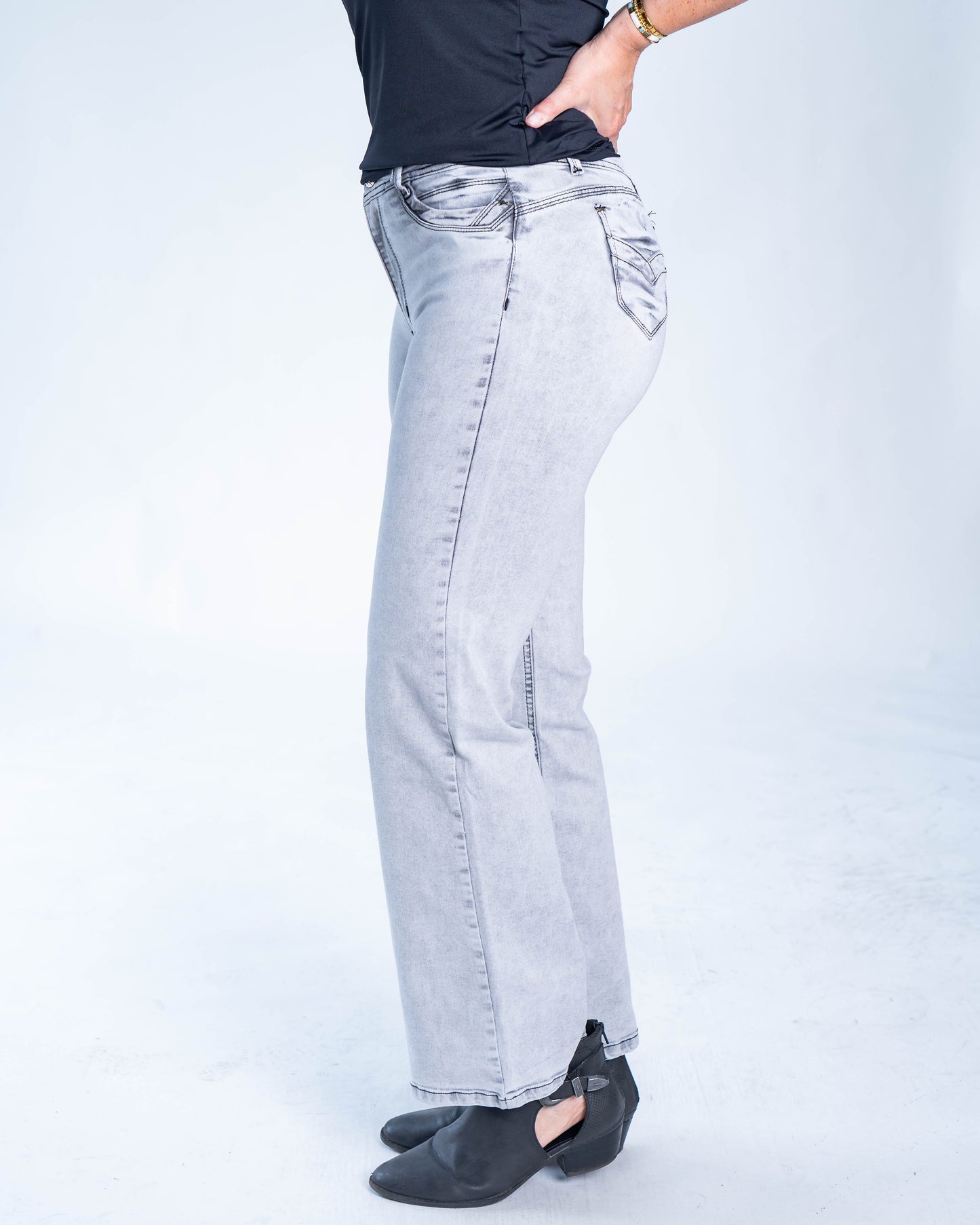 JEANS RECTO ESTEBAN GRIS