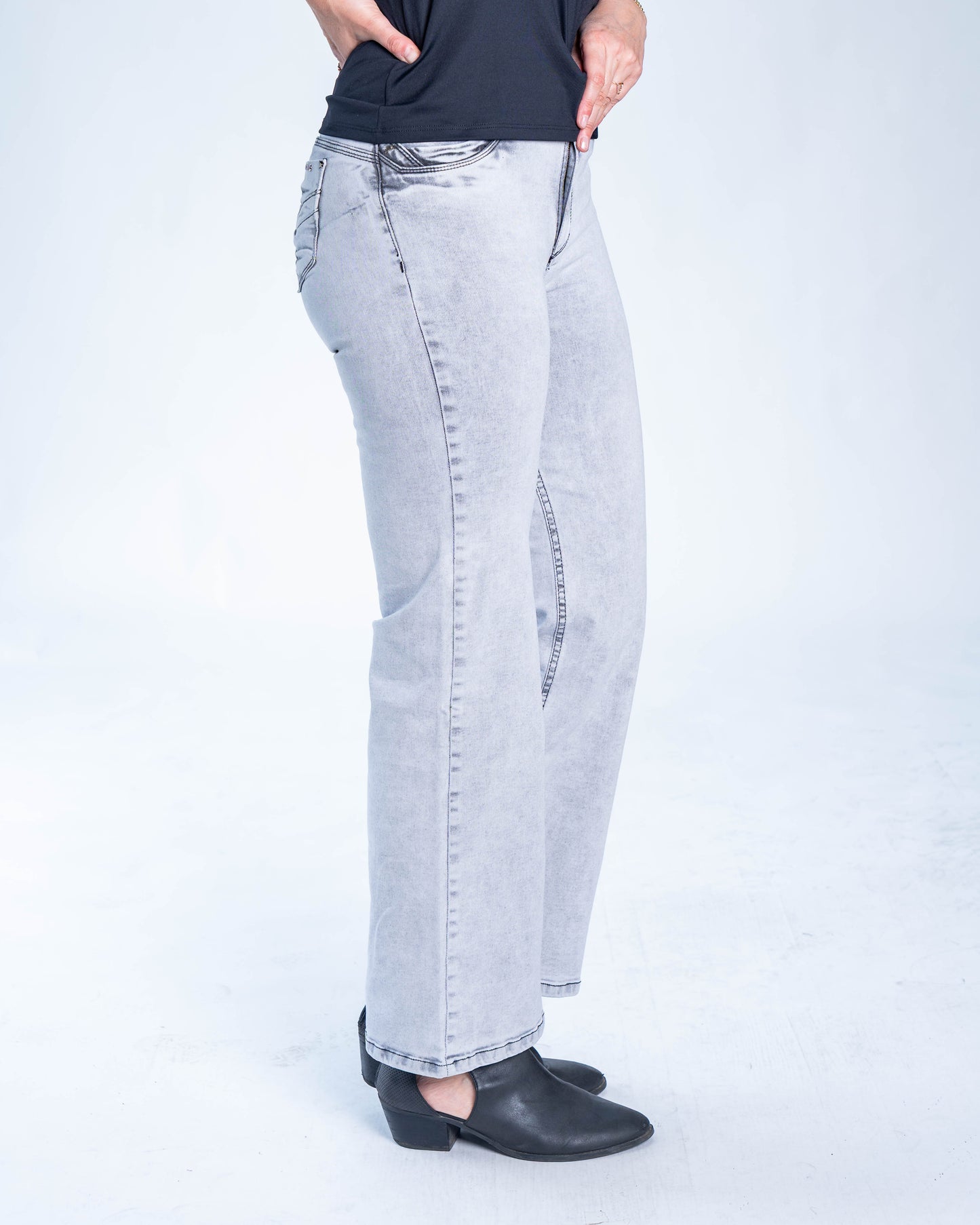 JEANS RECTO ESTEBAN GRIS
