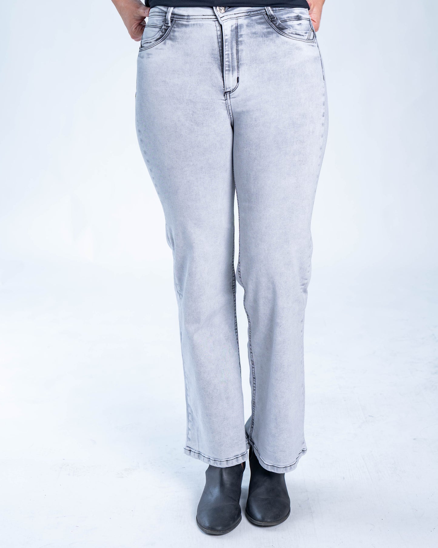 JEANS RECTO ESTEBAN GRIS