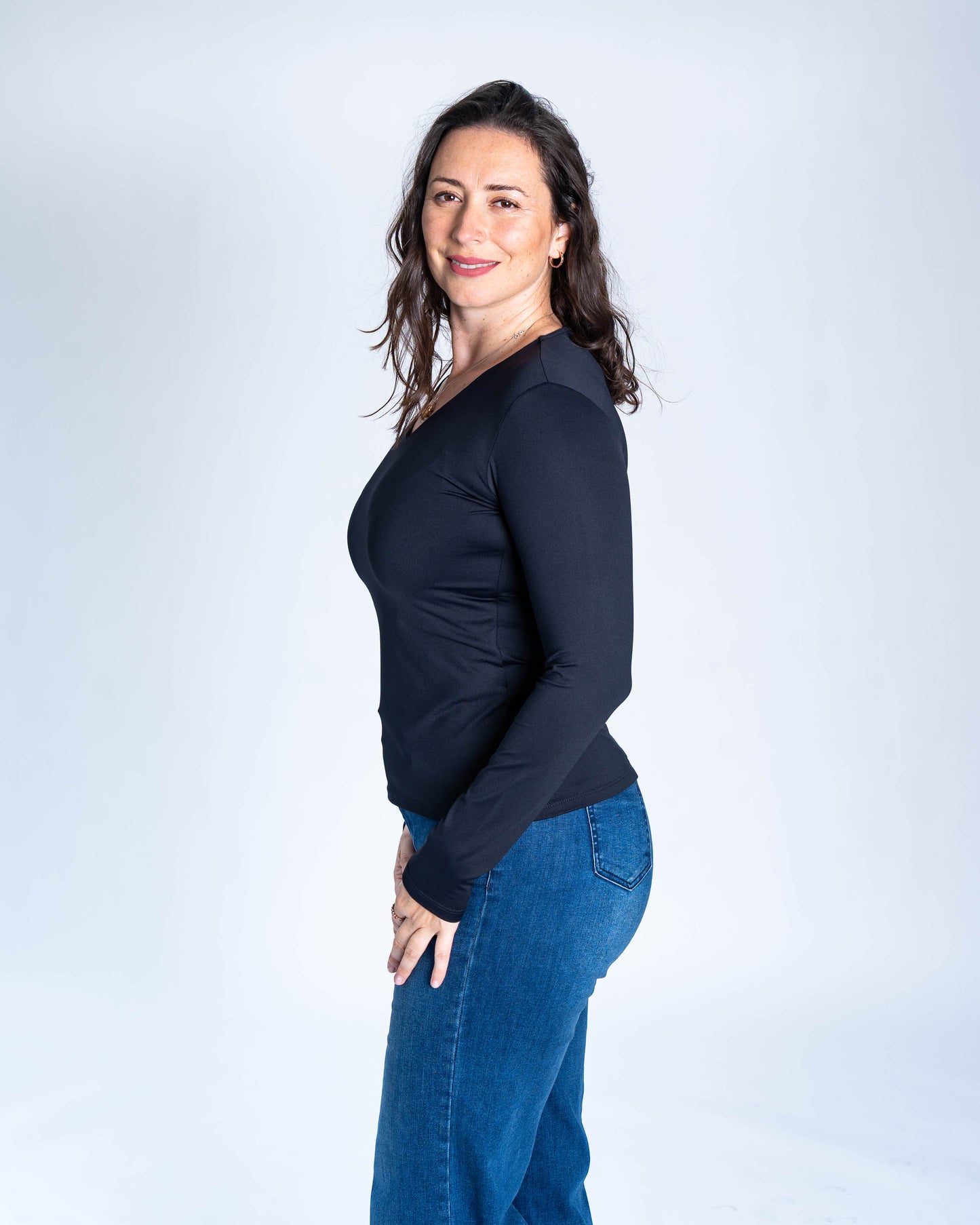 Polera Basica Cuello V Eliana Negra