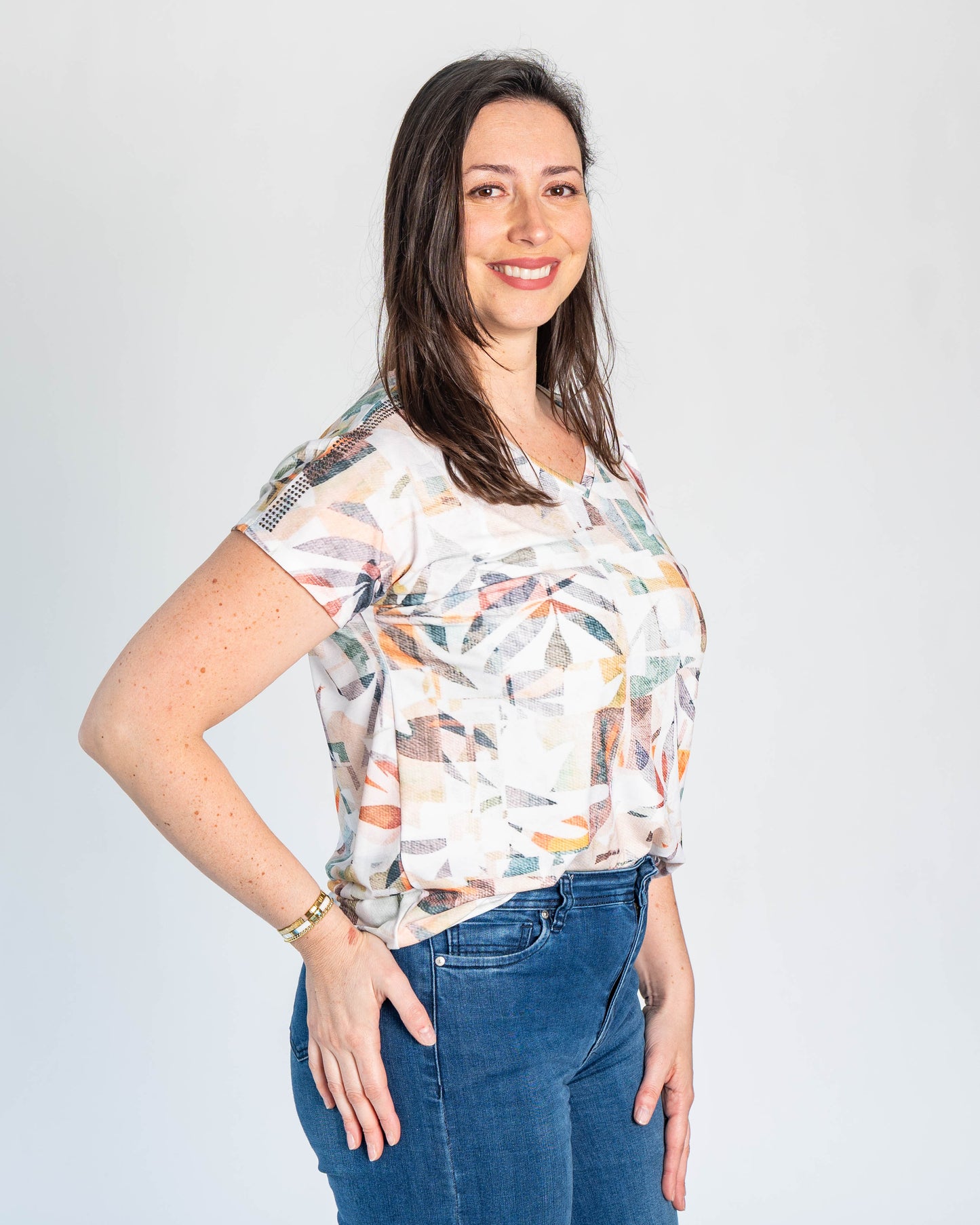 Polera Victoria Hojas Tachas Hombros Naranjo