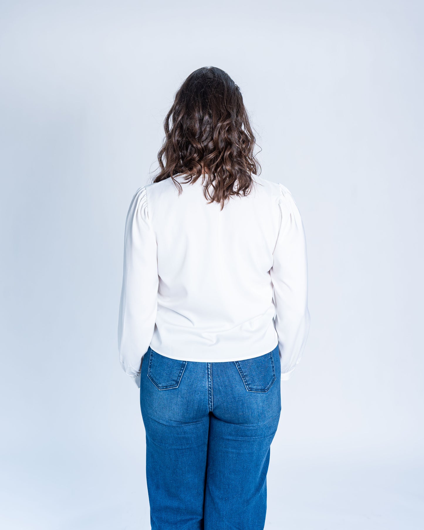 Blusa Satinada Manga Globo Blanca