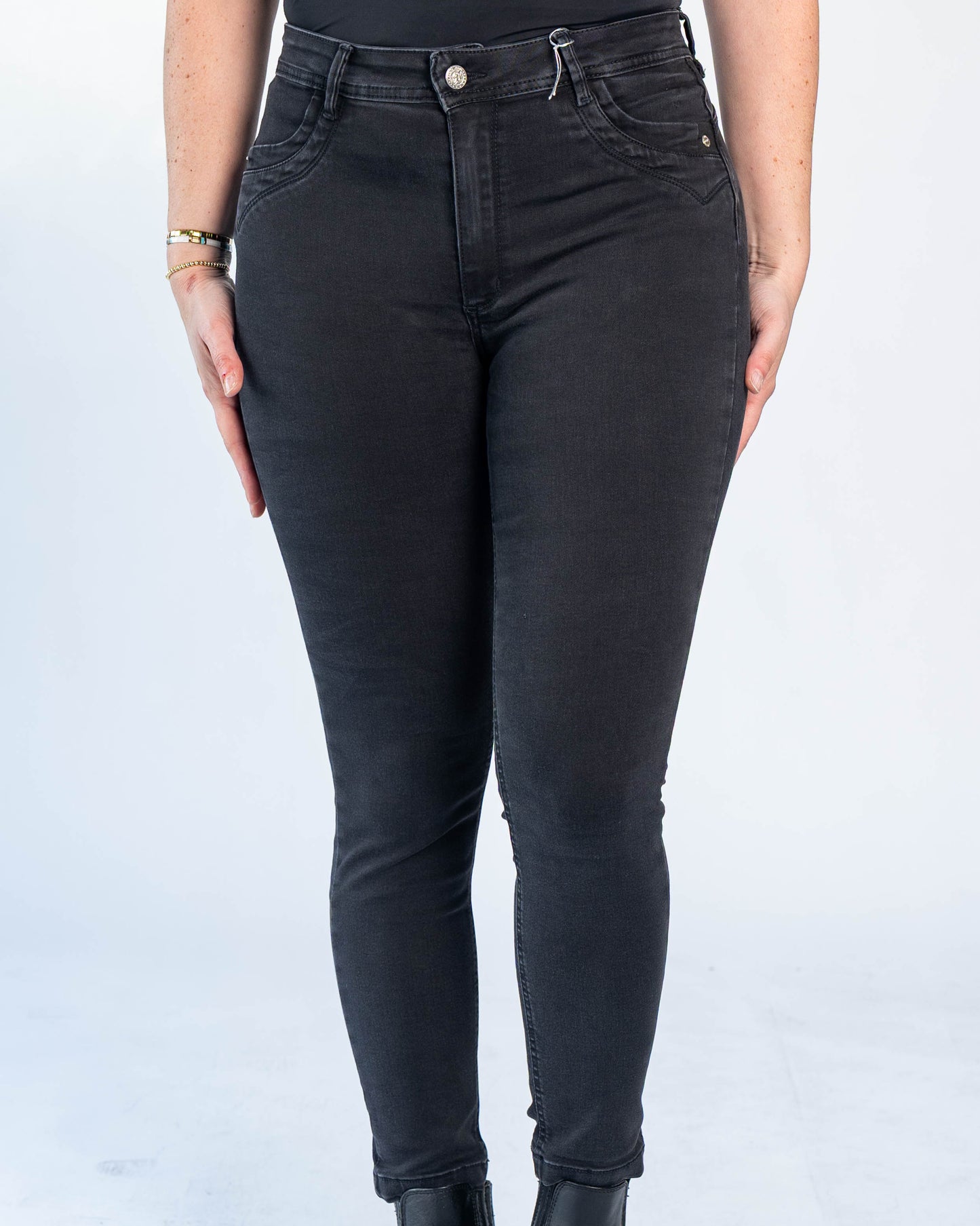 Jeans Pitillo Ilinois Negro