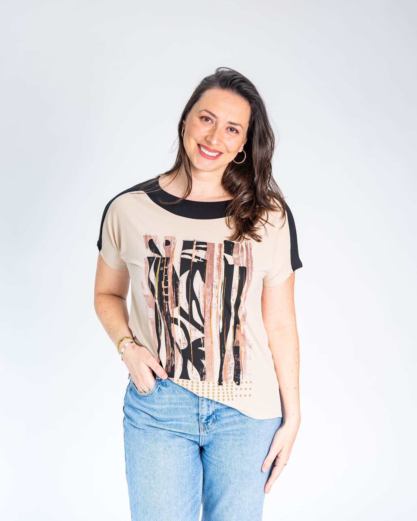 Polera Lucia Líneas Doradas Beige