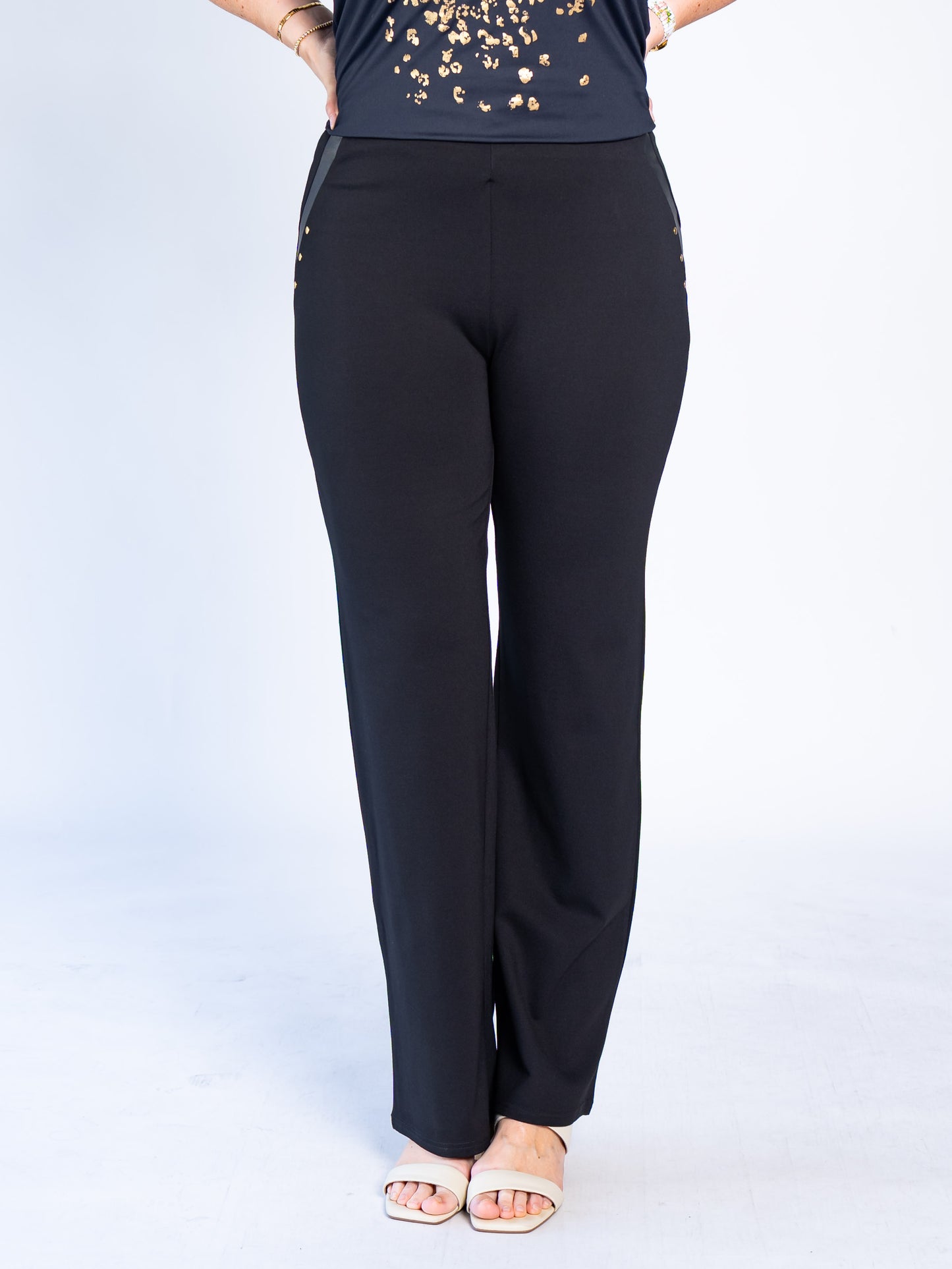 Calza Recta Aplicación Ecocuero Negro