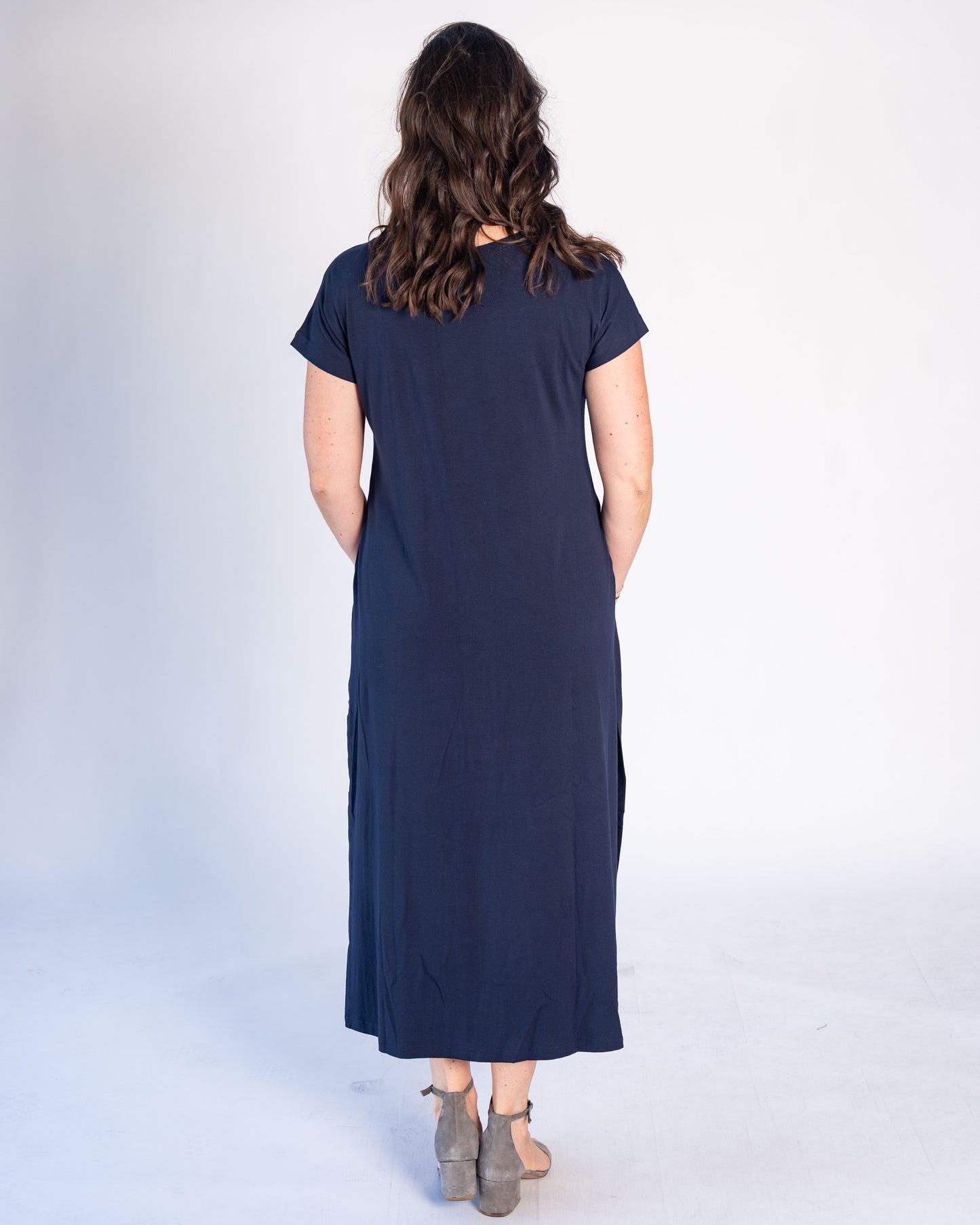 Vestido BR Brillos Azul Collares