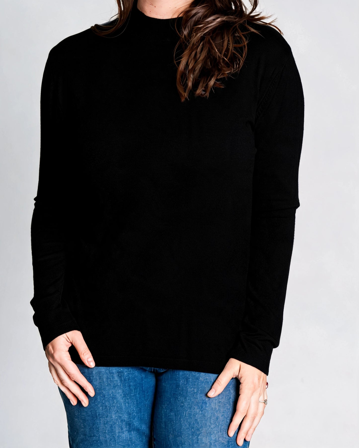 Sweater Cuello Alto Gema Negro